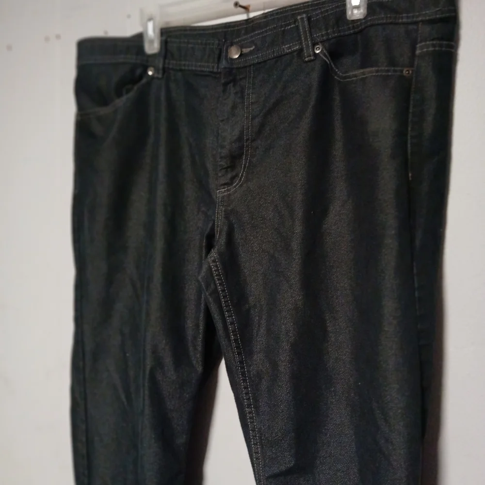 McDonald's black jean pants. Size 41X30 - Picture 2 of 10